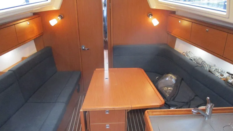 Bavaria Yachts Cruiser 34 used - photo 1