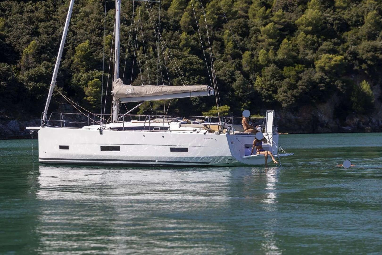 Dufour 390 used - photo 1