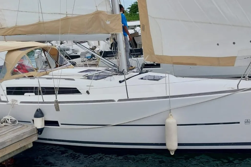 Dufour 350 Grand Large used - photo 1