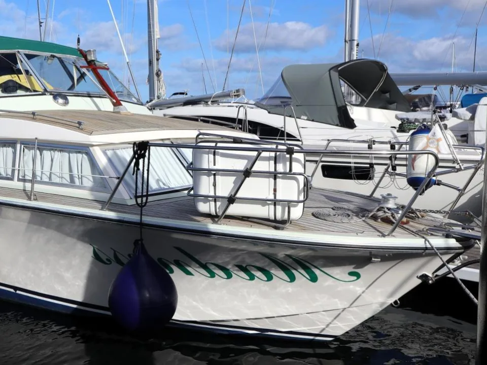Coronet 30 Oceanfarer used - photo 1