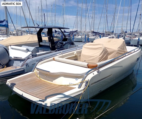 Invictus GT 280 used - photo 1