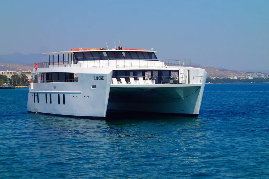Catamaran used - photo 1