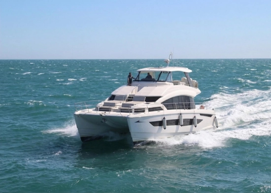 Aquila 54 Yacht used - photo 1
