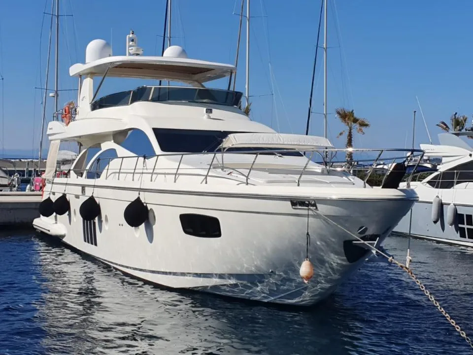 Azimut 78 Fly gebraucht - Foto 1