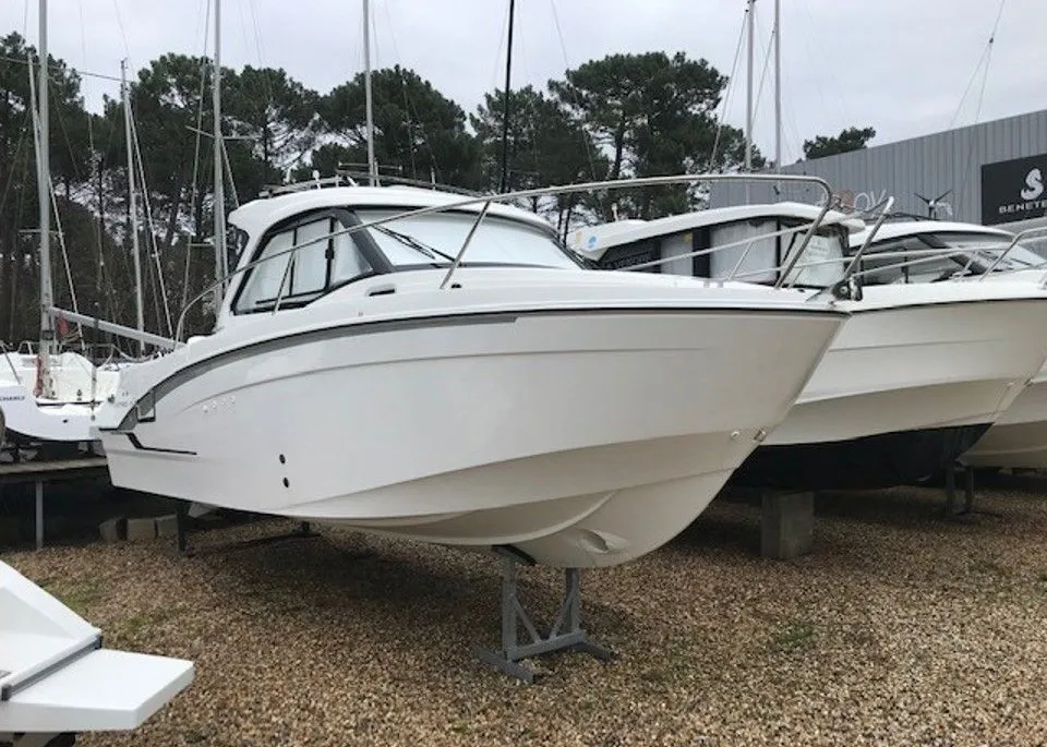 Beneteau Antares 7 V2 d'occasion - photo 1