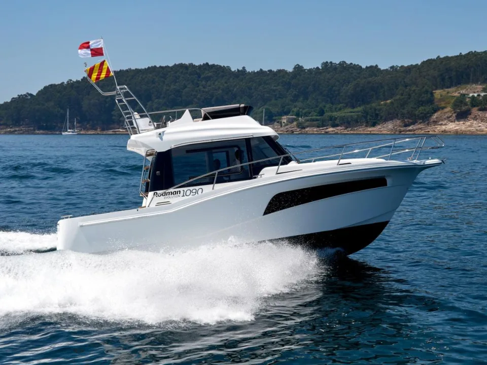 Rodman 1090 Evolution Flybridge d'occasion - photo 1