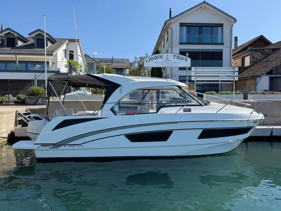 Beneteau Antares 9 usato - foto 1