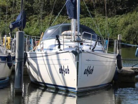 Bavaria Yachts 37 Cruiser used - photo 1