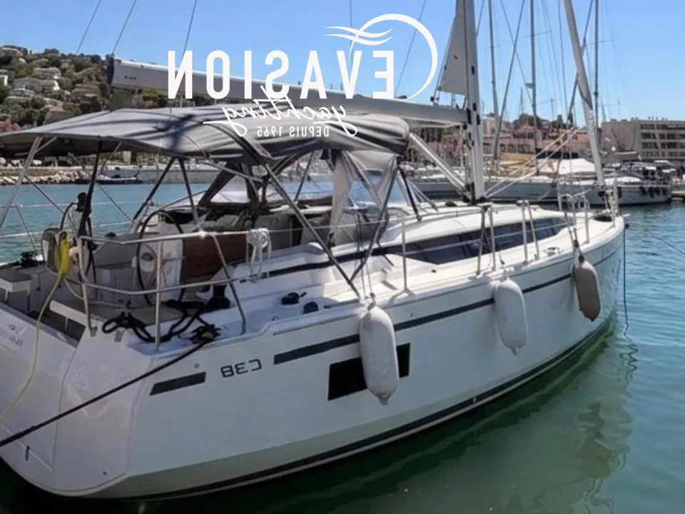 Bavaria Yachts C38 used - photo 1