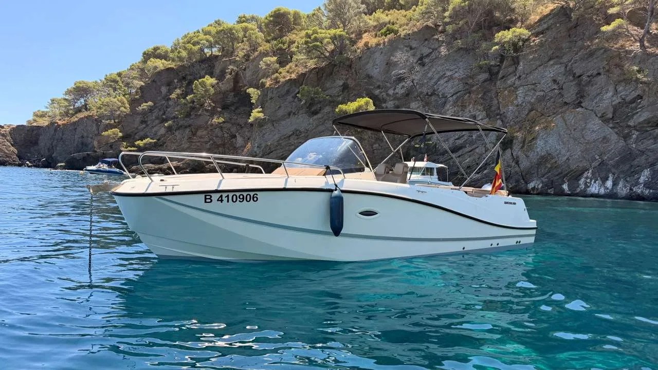 Quicksilver Activ 755 Sundeck gebraucht - Foto 1