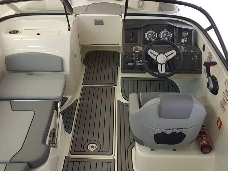 Bayliner VR5 Bowrider d'occasion - photo 1