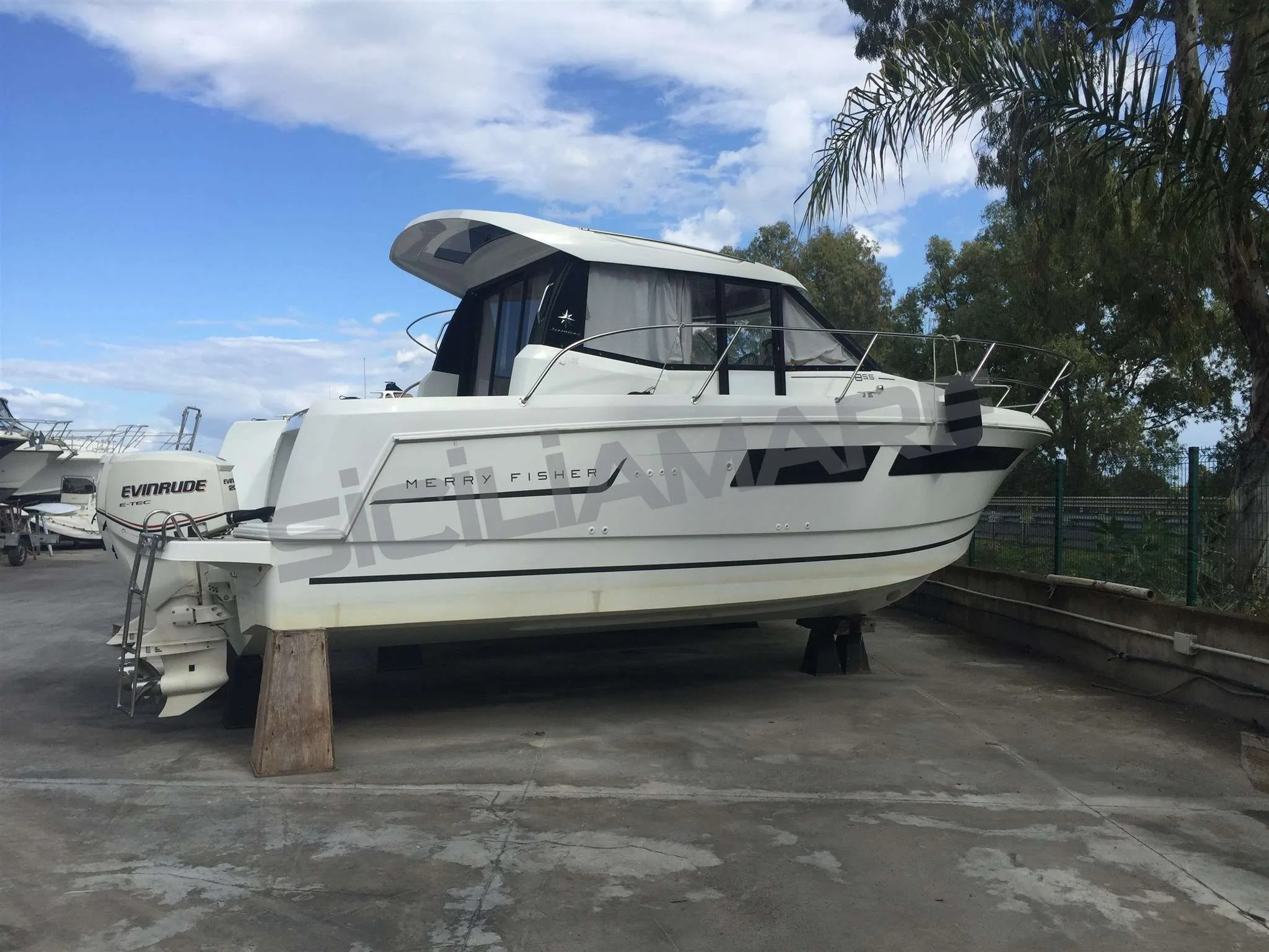 Jeanneau Merry Fisher 855 used - photo 1