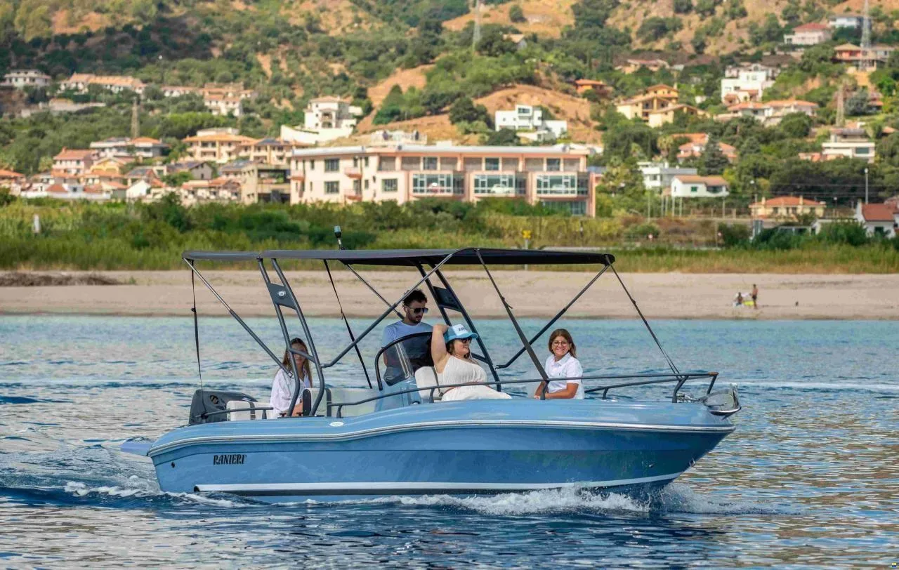 Ranieri Azzurra 40th used - photo 1
