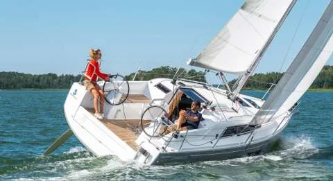Beneteau Oceanis 30.1 used - photo 1