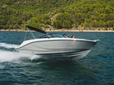 Bayliner V20 OE used - photo 1