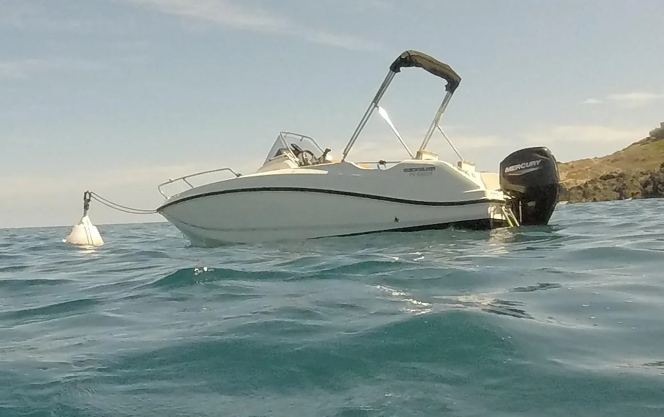 Quicksilver Activ 505 open used - photo 1