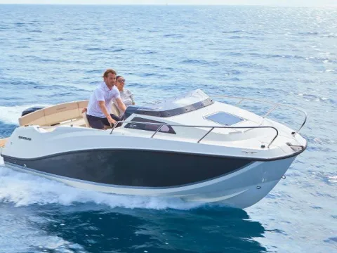 Quicksilver Activ 555 Cabin used - photo 1