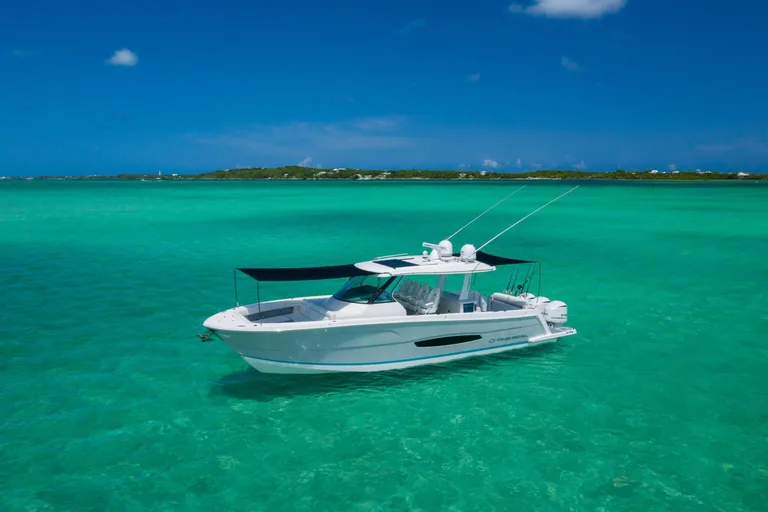 Regal Boats 38 SAV