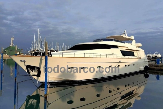 Sanlorenzo SL82 used - photo 1