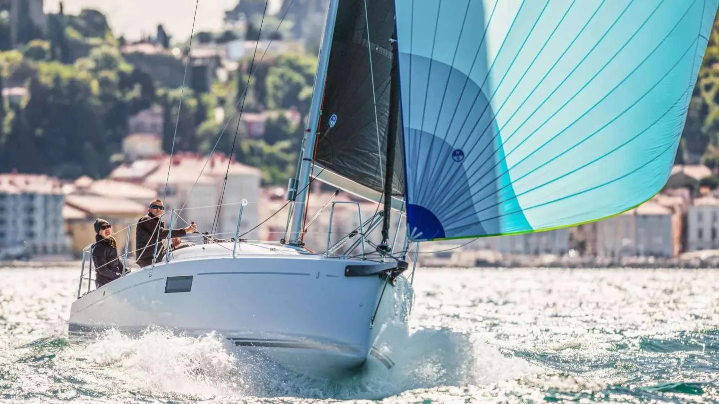 Beneteau FIRST 30 usato - foto 1