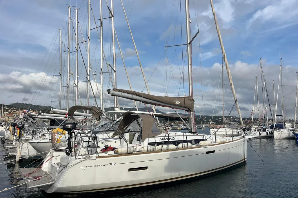 Jeanneau Sun Odyssey 389 gebraucht - Foto 1