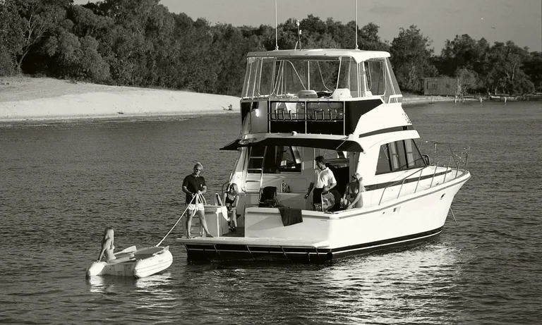 Riviera 43 Open Flybridge