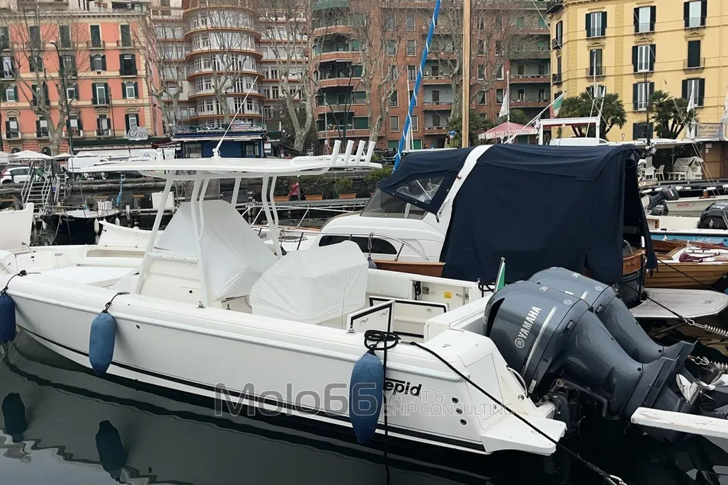 Intrepid 323 Open usato - foto 1