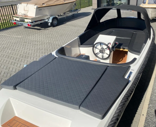 Marinaut 590 TENDER SLOOP used - photo 1