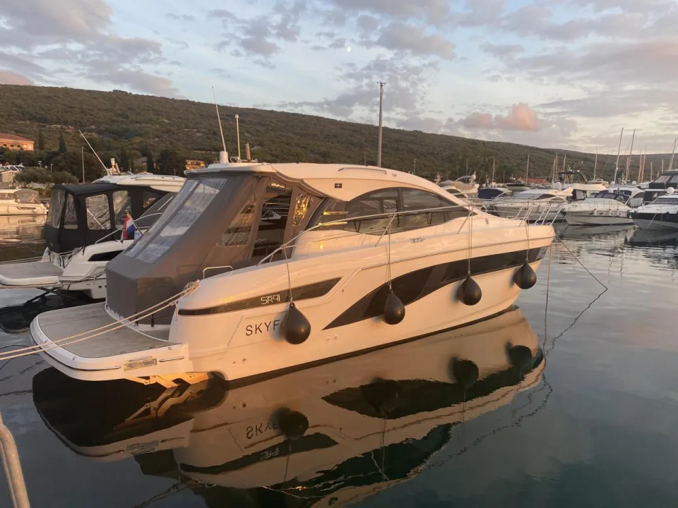 Bavaria Yachts SR 41 HT used - photo 1