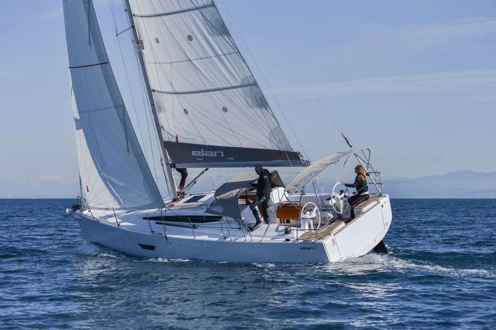 Elan E4 used - photo 1