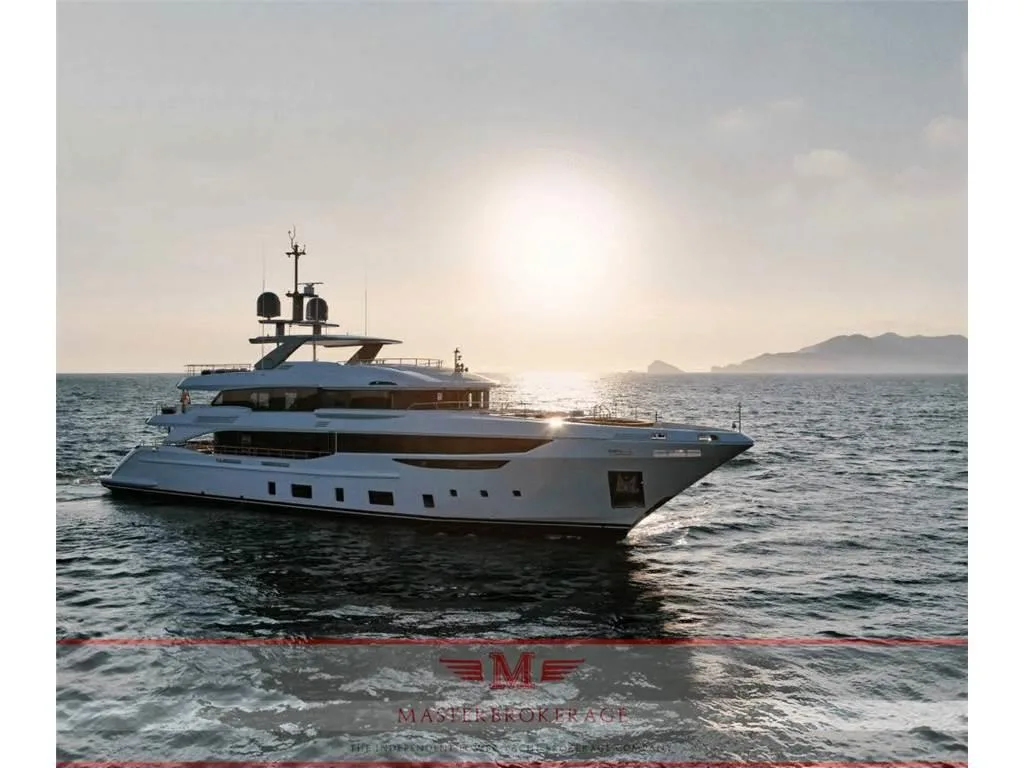 Benetti 145 diamond usato - foto 1