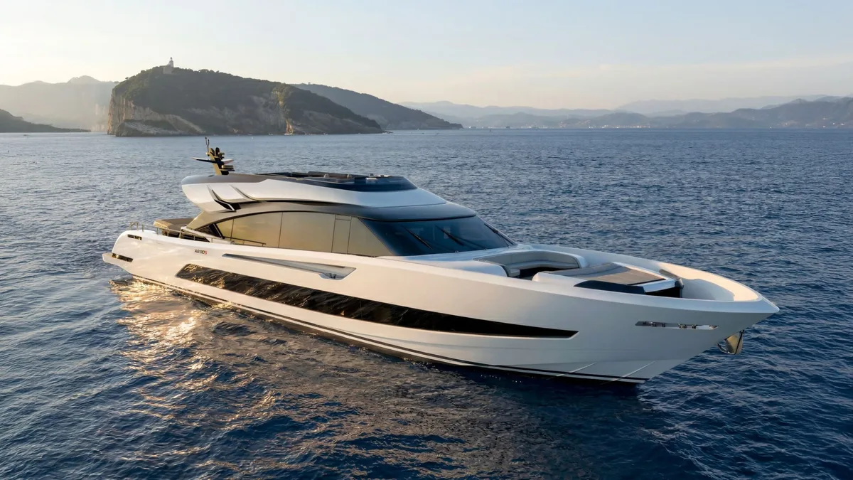 AB Yachts AB 110S — 11