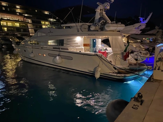 Fairline Squadron 62 usato - foto 1