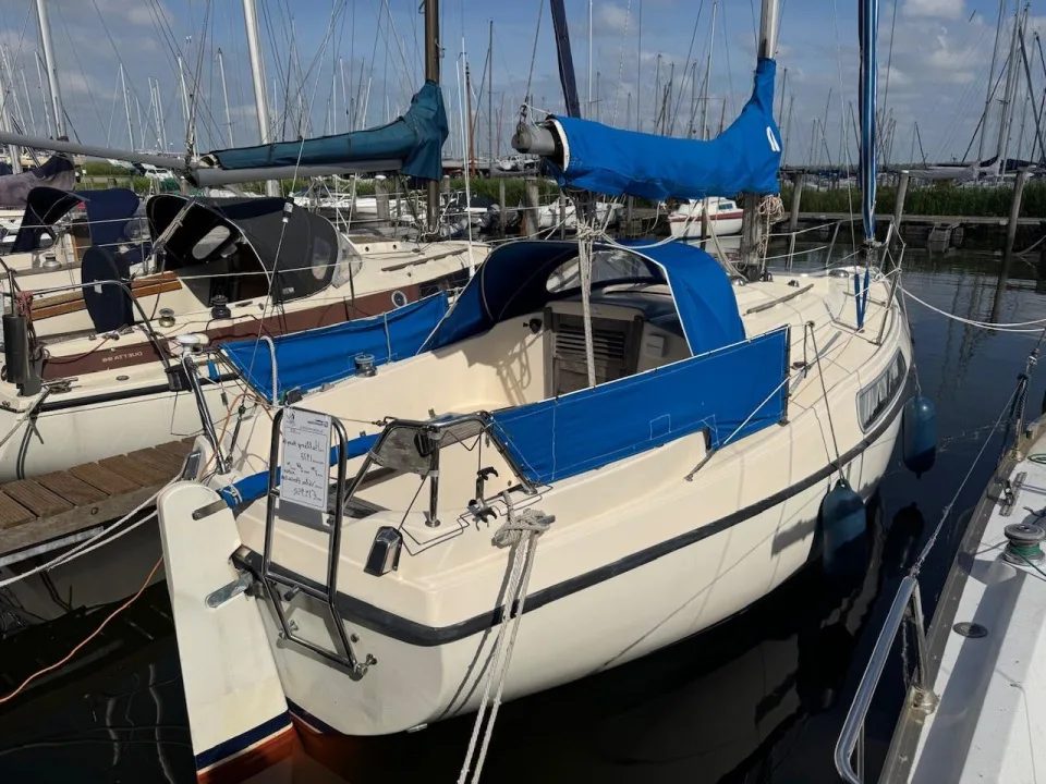 Hallberg-Rassy 26 used - photo 1