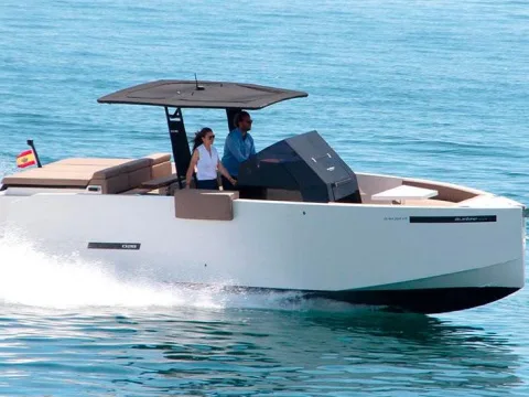 De Antonio Yachts D28 Open used - photo 1