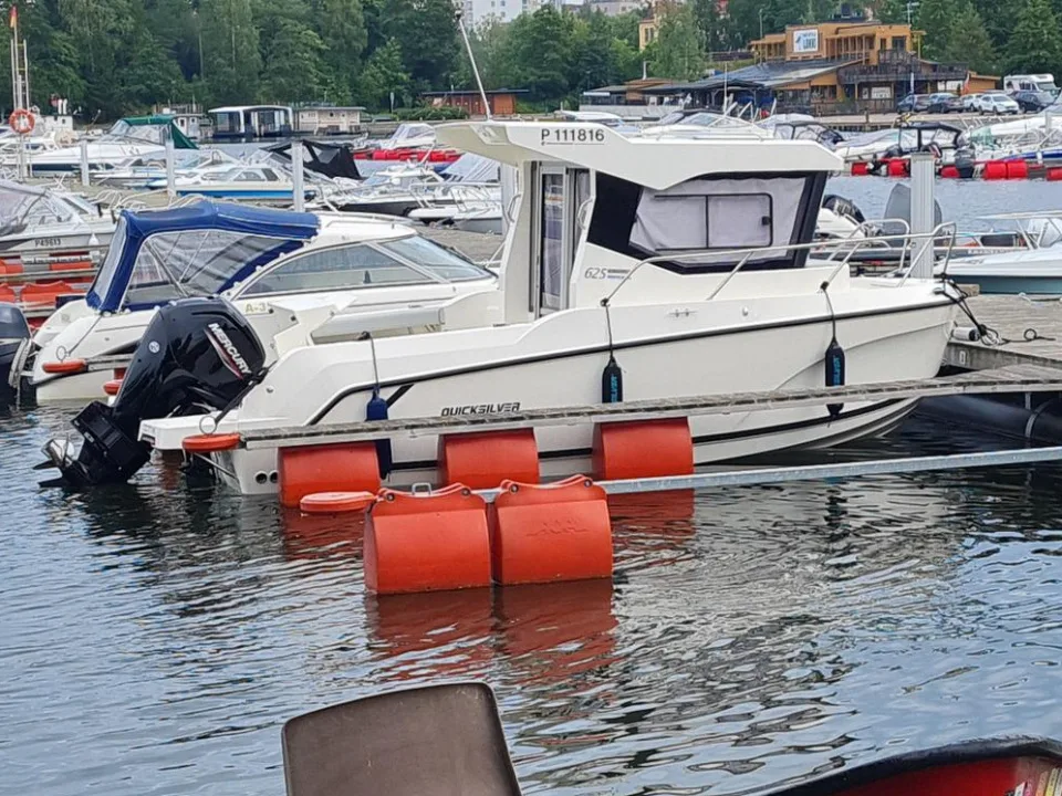 Quicksilver Captur 625 Pilothouse used - photo 1