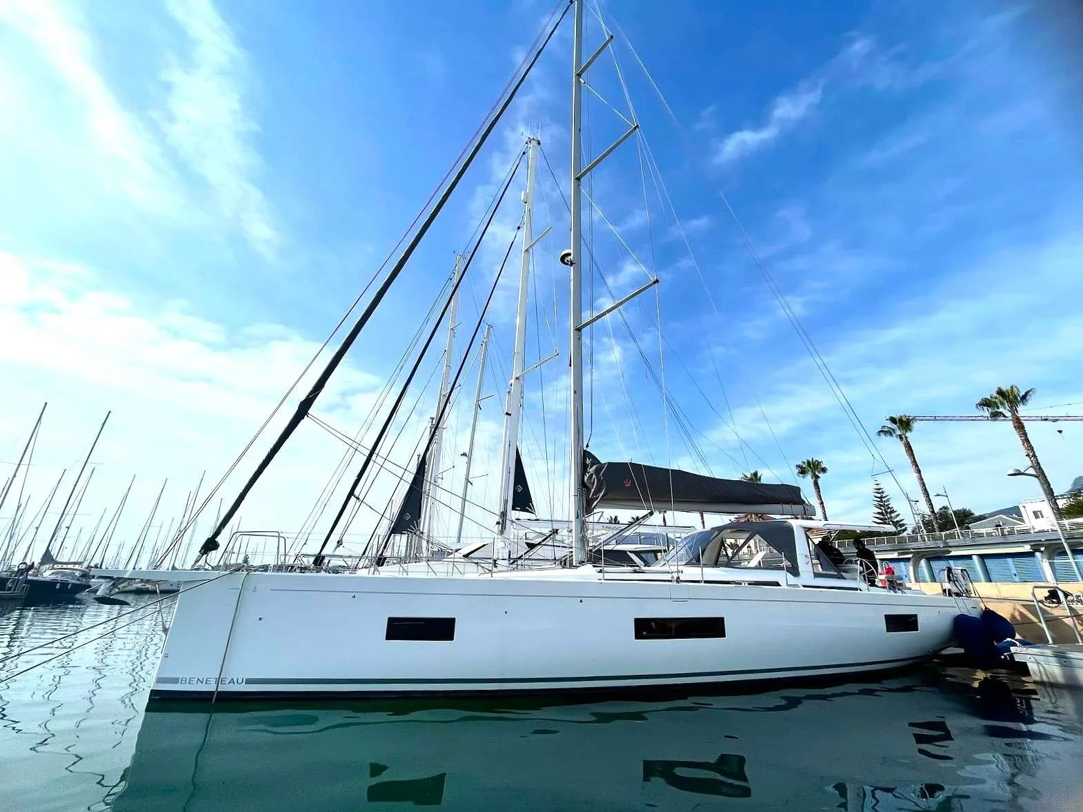 Beneteau OCEANIS YACHT 54 usato - foto 1