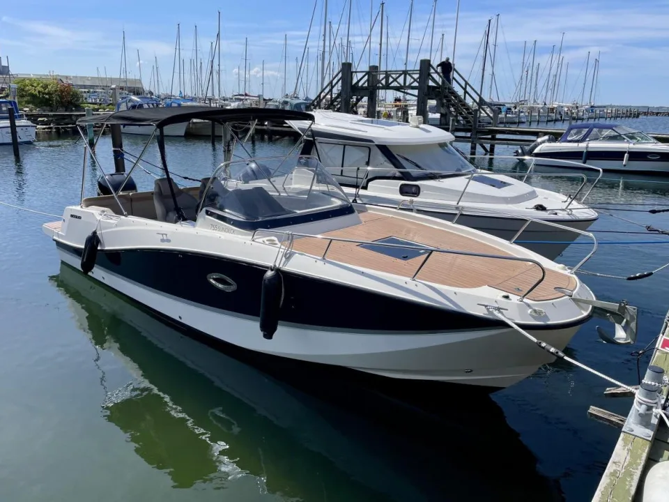 Quicksilver Activ 755 Sundeck gebraucht - Foto 1