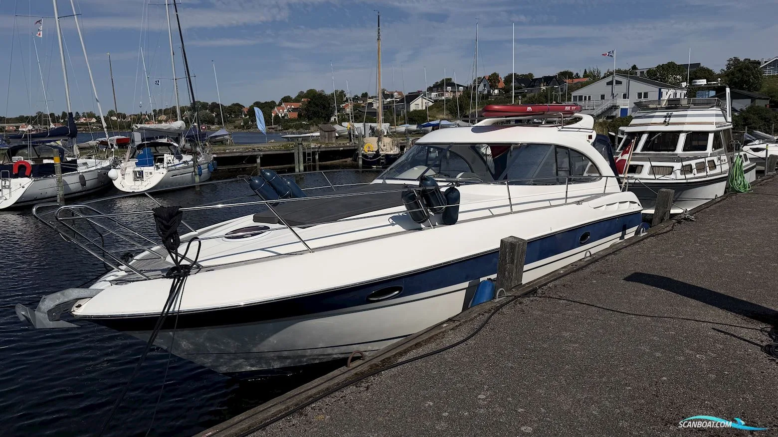 Bavaria Yachts 35 Hard Top used - photo 1