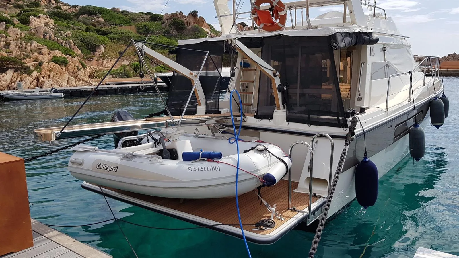 Azimut AZ 35 d'occasion - photo 1 Azimut AZ 35 d'occasion - photo 1