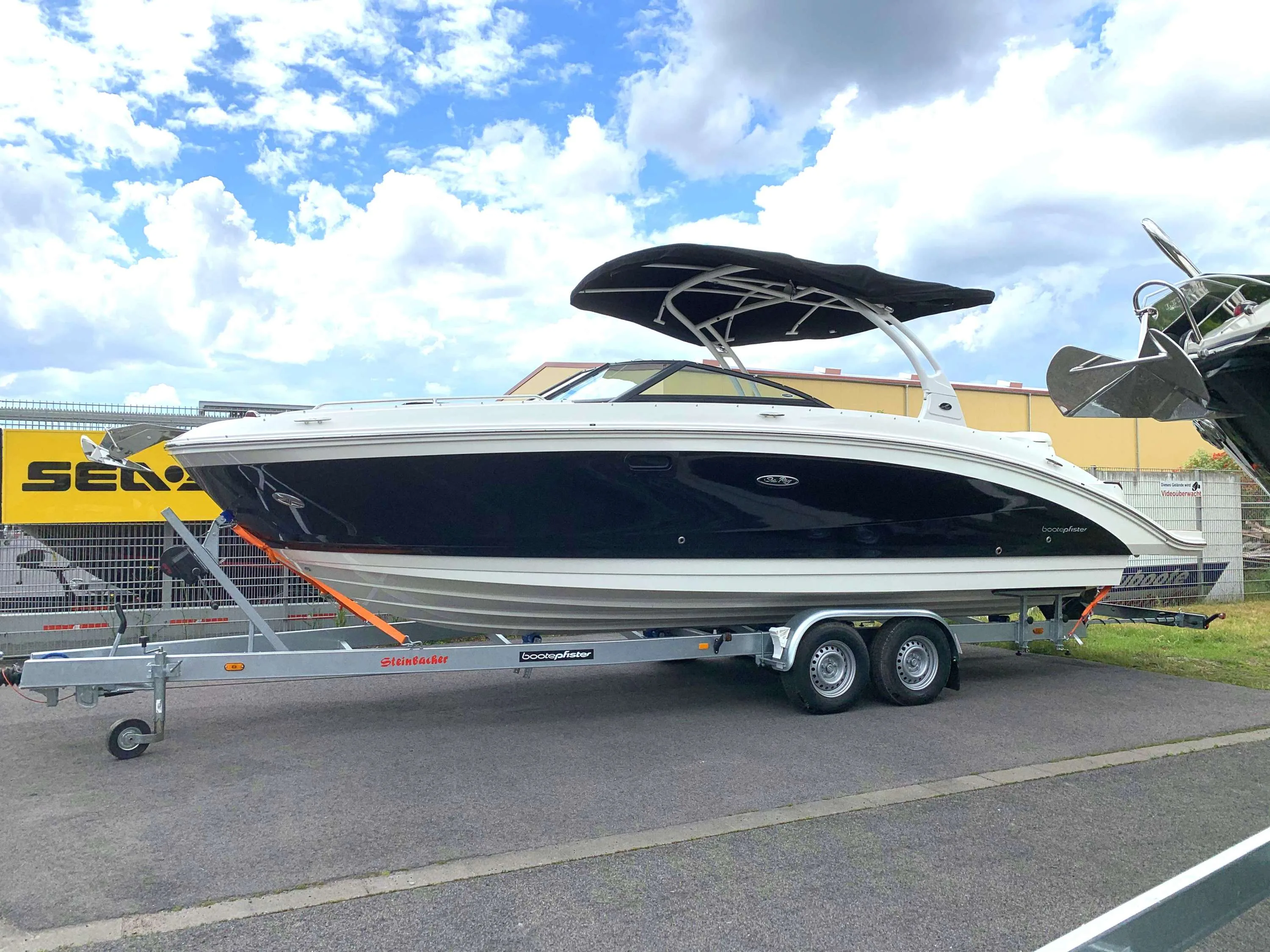 Sea Ray 270 SDXE gebraucht - Foto 1