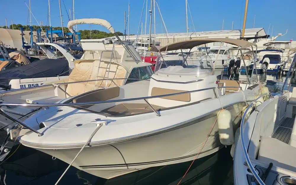 Jeanneau CAP CAMARAT 7.5 CC d'occasion - photo 1