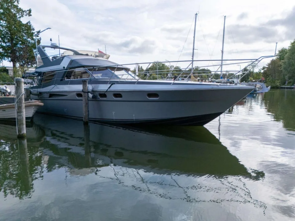 Fairline 50 Flybridge used - photo 1