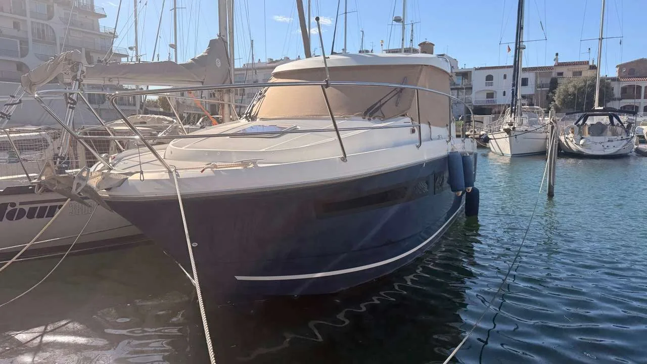 Jeanneau Merry Fisher 855 used - photo 1
