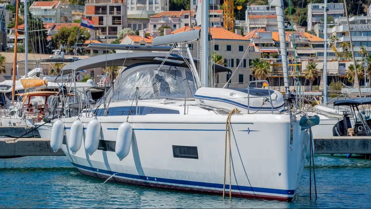 Bavaria Yachts C46 used - photo 1