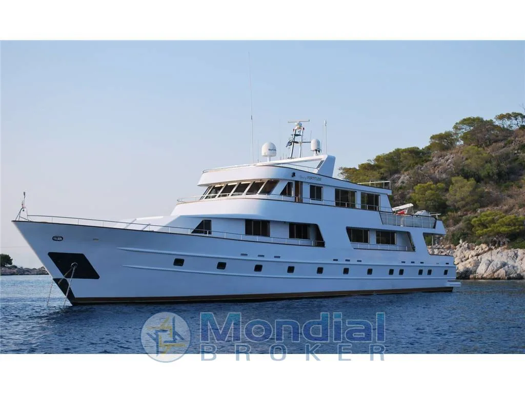 Explorer Trawler 34m used - photo 1