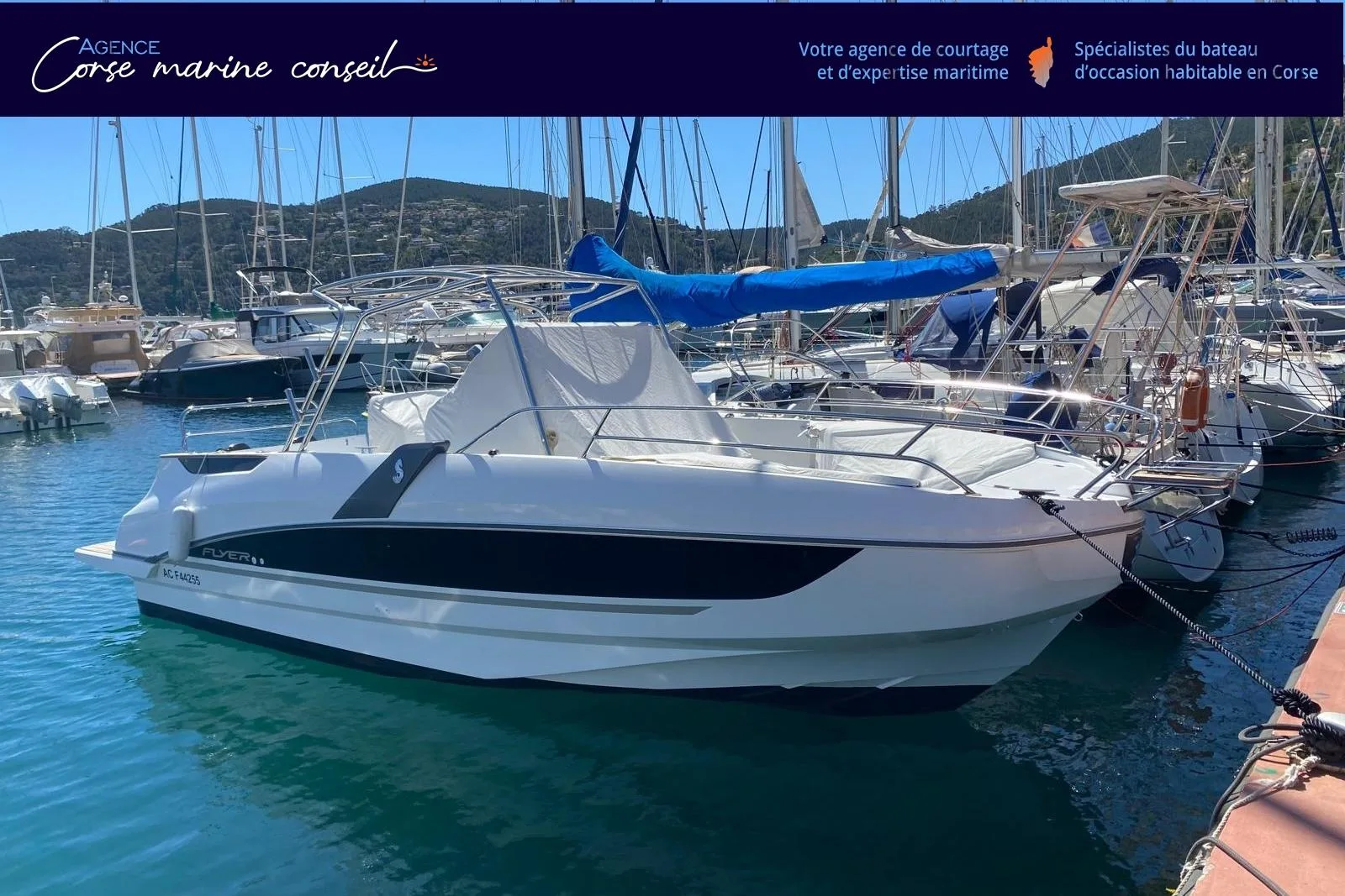 Beneteau Flyer 8.8 sapcedeck d'occasion - photo 1