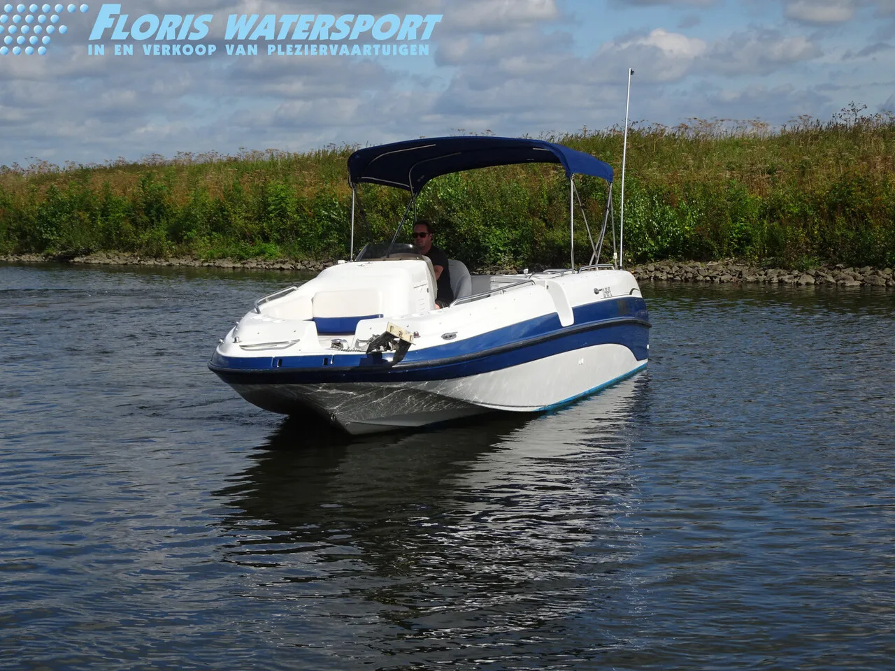 Crownline 238 DB used - photo 1