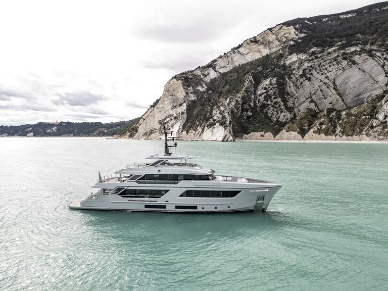 Cantiere delle Marche RJ 115