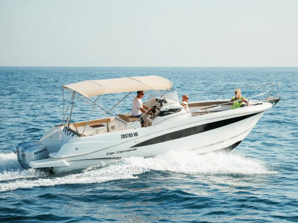 Jeanneau CAP CAMARAT 8.5 CC gebraucht - Foto 1